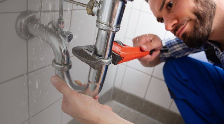 Professional same day plumber services in San Saba, TX